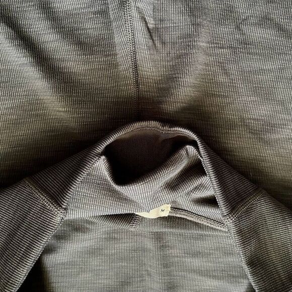 Marine Layer Studio Bike Short Womens Size M Gray High Rise Active Shorts NEW - Picture 6 of 12